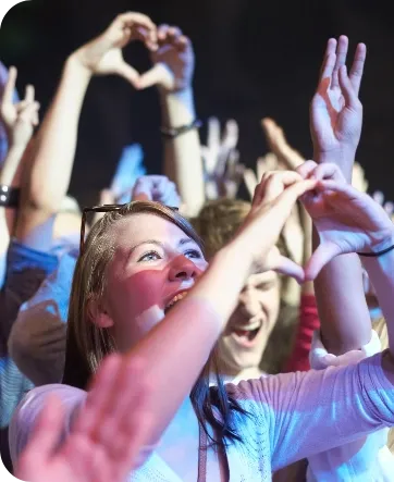 Imagen de gente en un concierto
